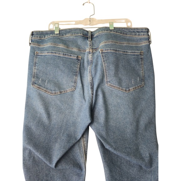 Old Navy Women's Rockstar Distressed Super Skinny Jeans Mid Rise Size 18‎ Denim - Picture 9 of 12